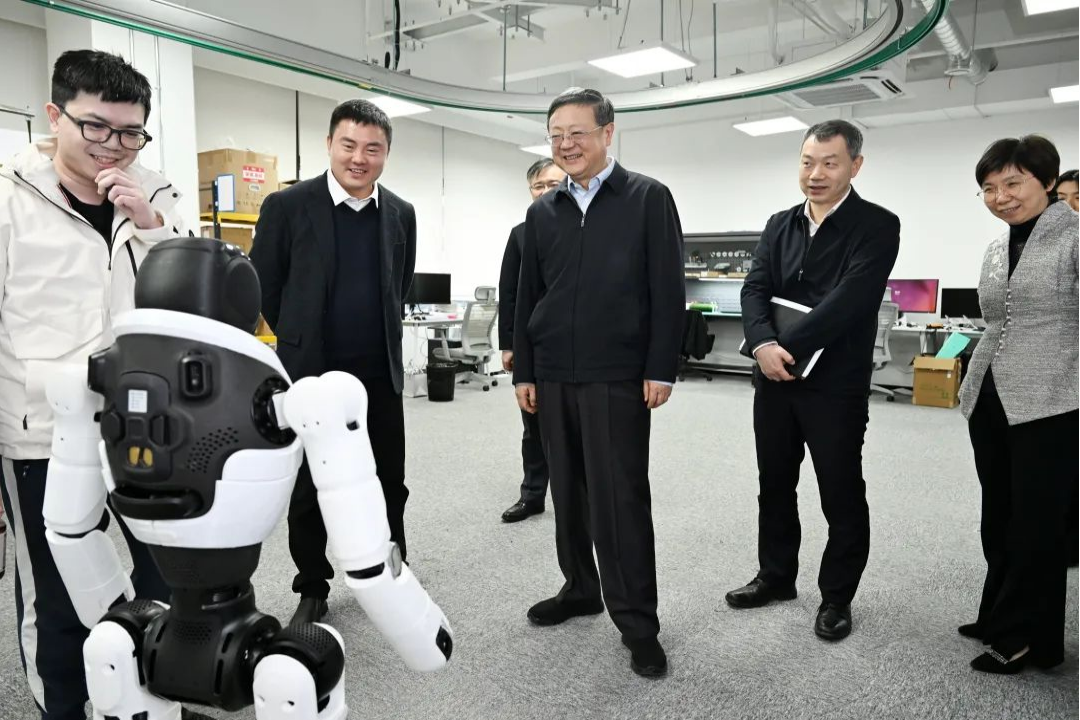 上海市委书记陈吉宁专题调研今年会官方网站机器人
